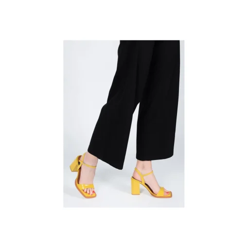 BACCARA 22127 Jaune