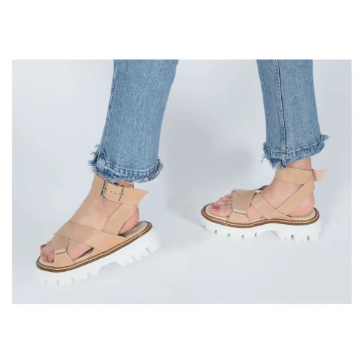 7455 Beige