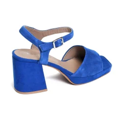 28374 Bleu