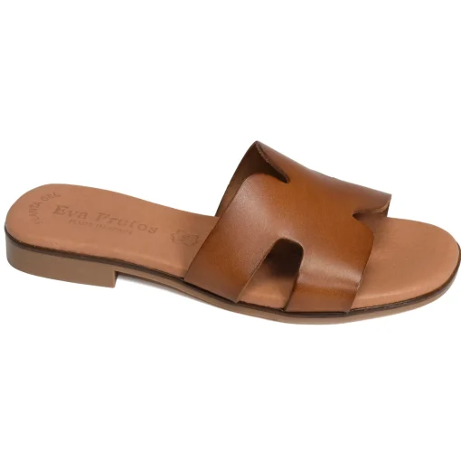 3053 Camel