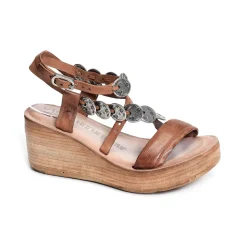 528064 Camel