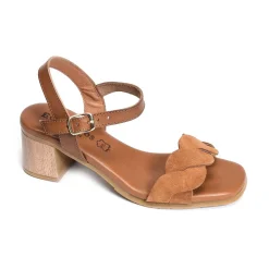3439 Camel