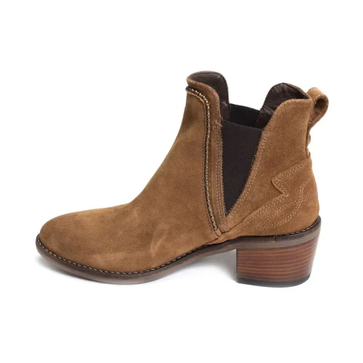 16791 Camel