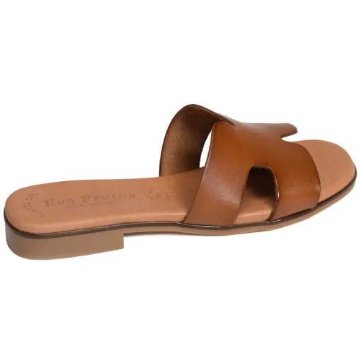 3053 Camel