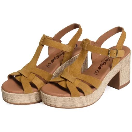 32403 Camel