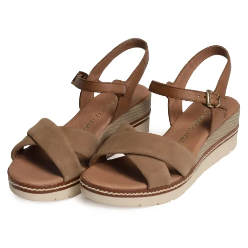 28722 Camel