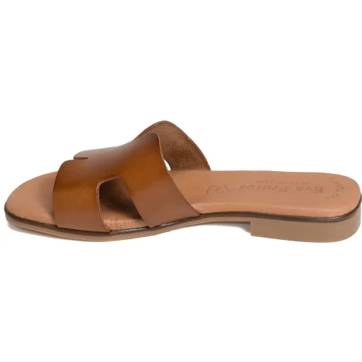 3053 Camel