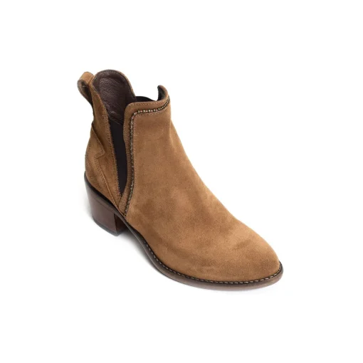 16791 Camel