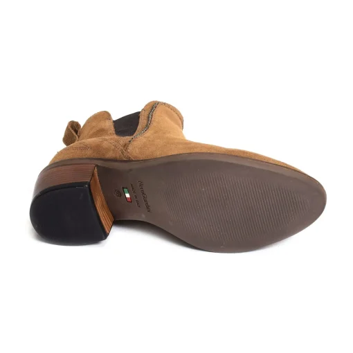 16791 Camel