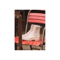 CLAIS Beige