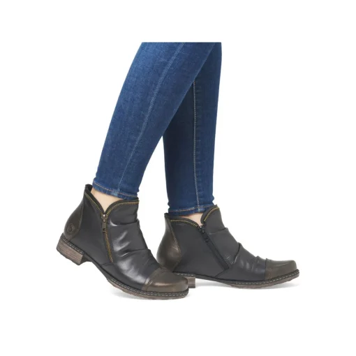 D4380 Noir