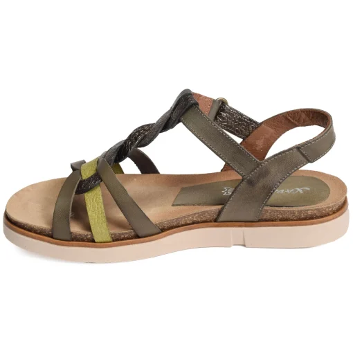 1532 Kaki