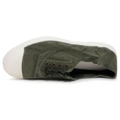 102 Kaki