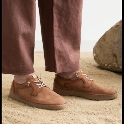 LEO F1947 Camel