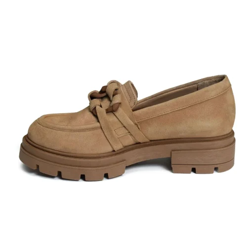 M79136 Camel