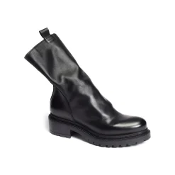 MA05 Noir Noir