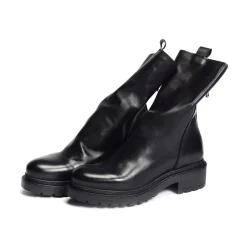 MA05 Noir Noir