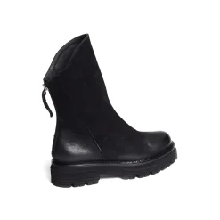 3270 Noir