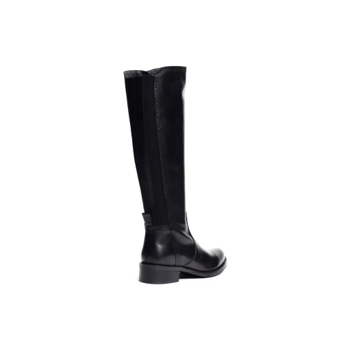 8071 Noir