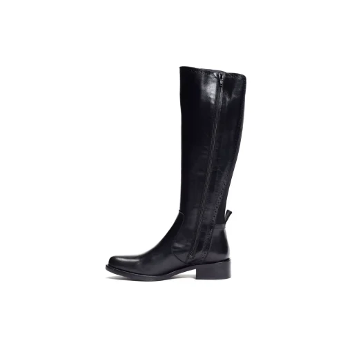 8071 Noir