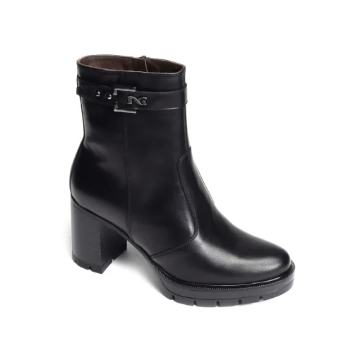 11853 Noir