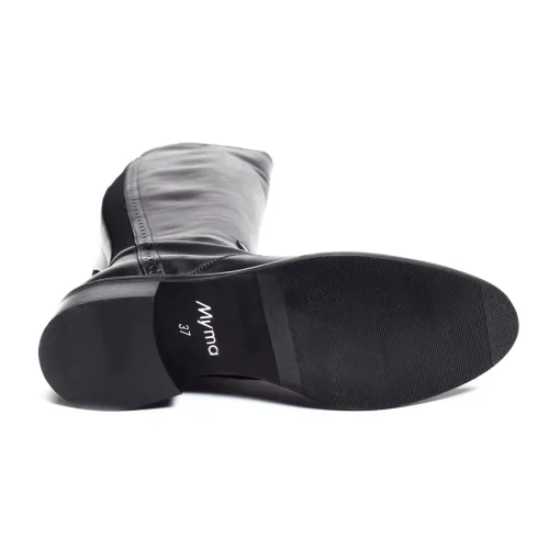 8071 Noir