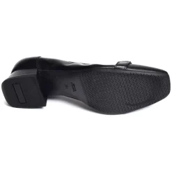 15590 Noir