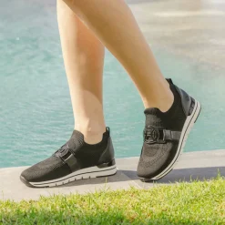 R6713 Noir