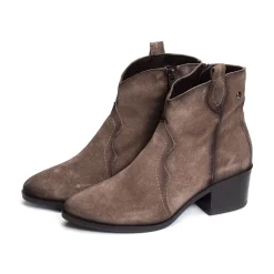 3052 Taupe