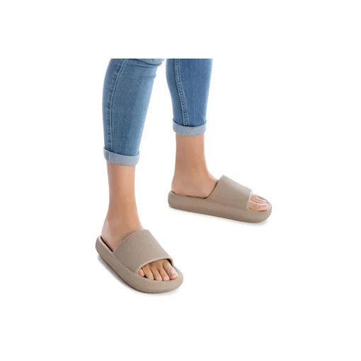44489 Taupe