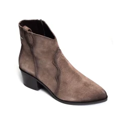 3052 Taupe