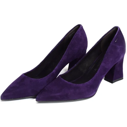 22427 Violet